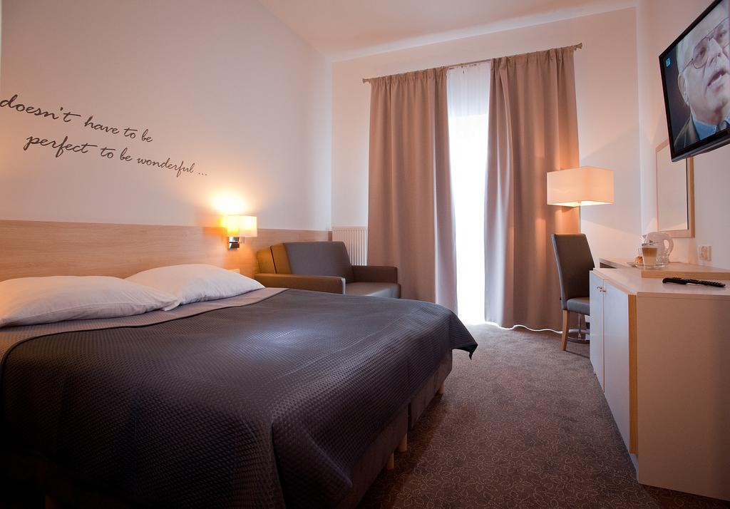 Borgata Bed and Breakfast Ustronie Morskie Rum bild
